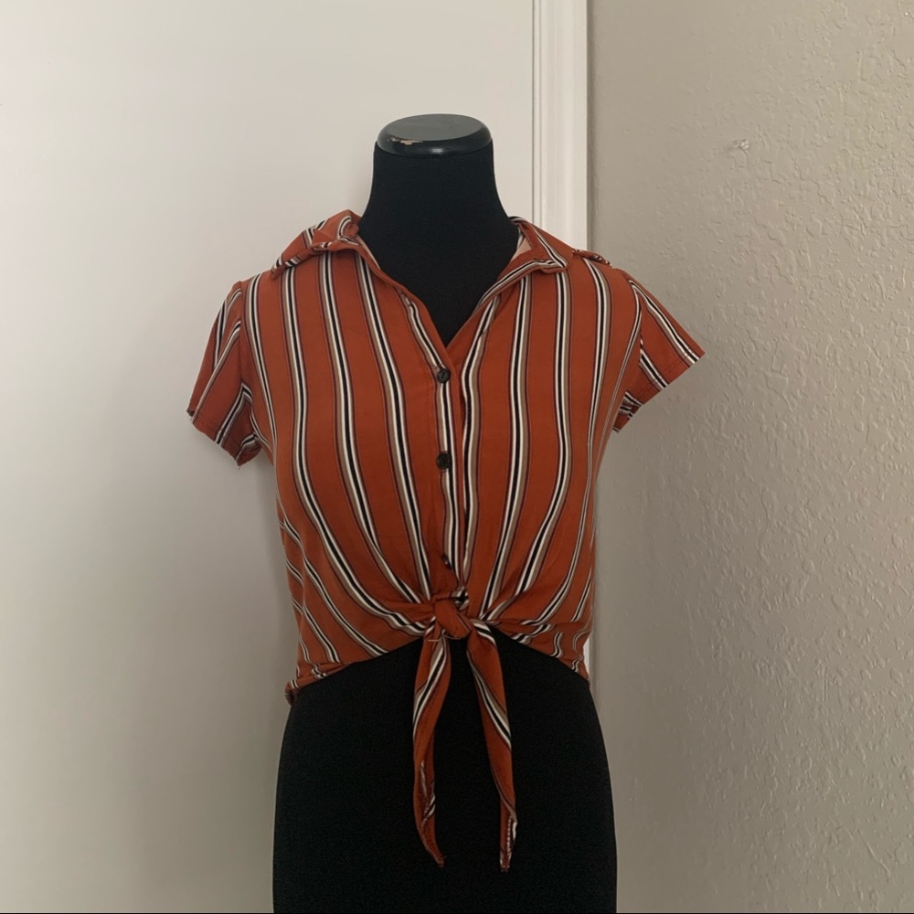 Crop/ Shirt